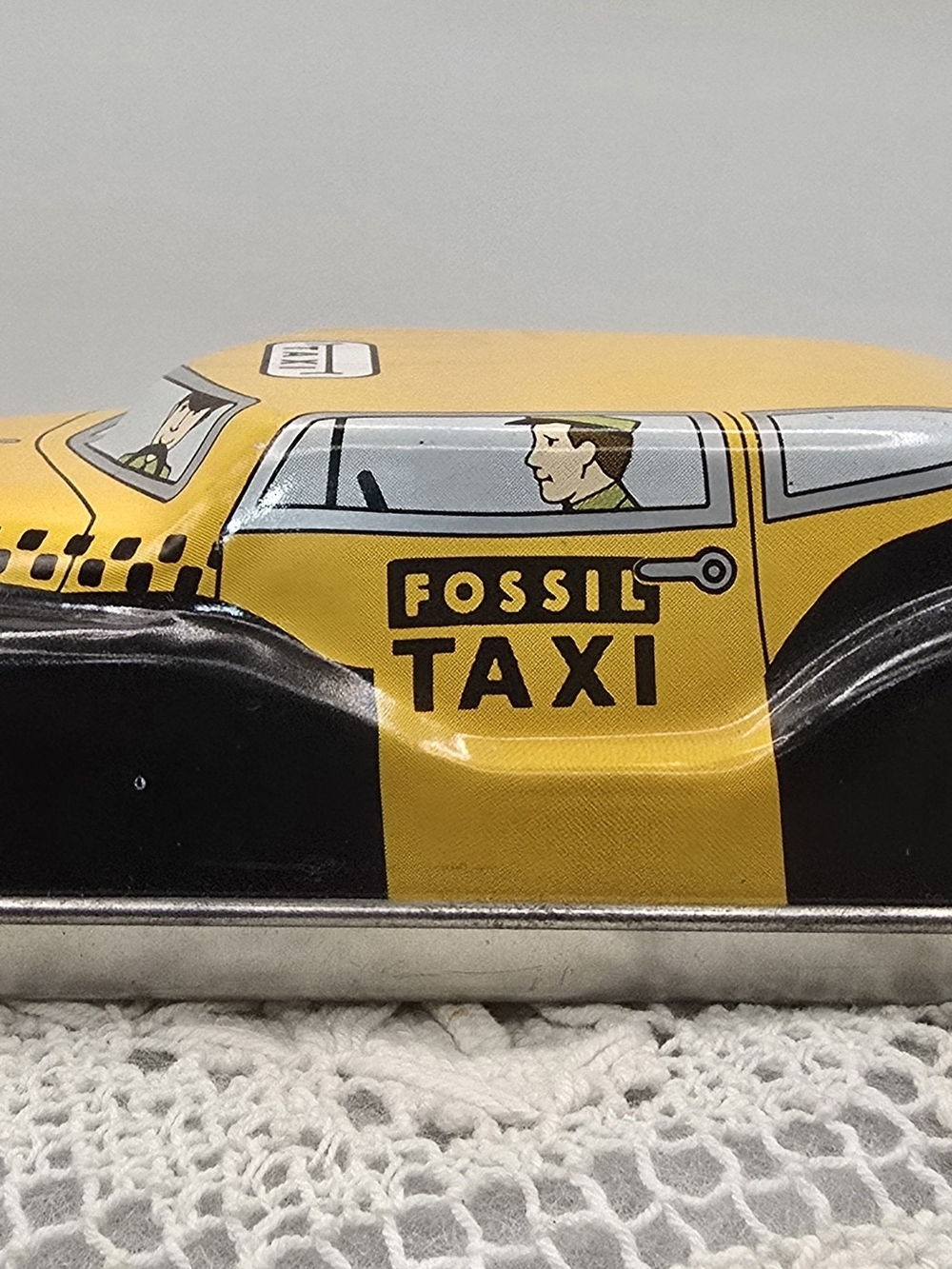 Fossil Yellow and Black Taxi Tin Case